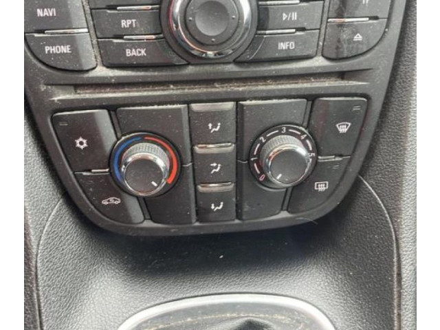 Панель приборов 13346158 Opel Meriva B