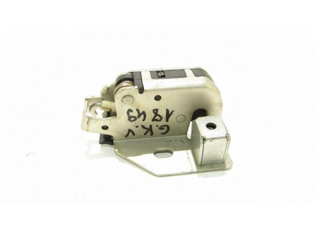 Замок задней крышки