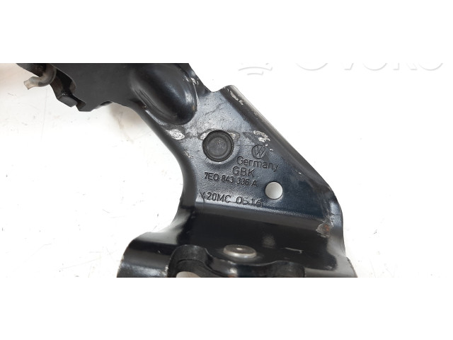 Средняя направляющая ролика / средний шарнир