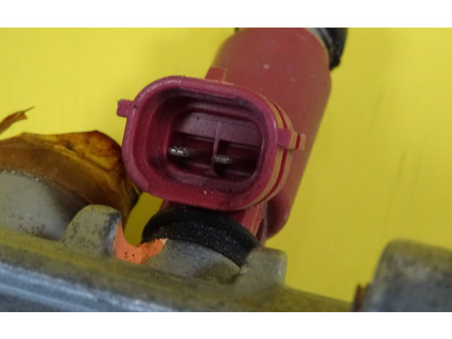 Топливная рампа Daihatsu Sirion