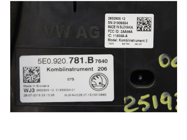 Панель приборов 263290512 Skoda Octavia Mk3 (5E)