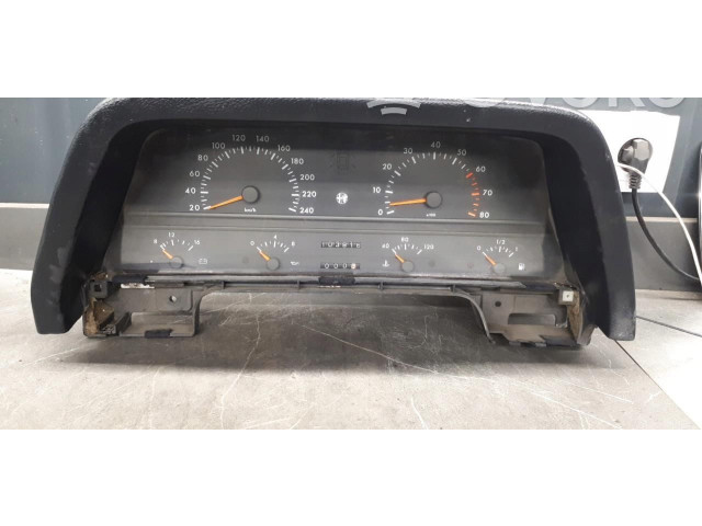 Přístrojová deska Alfa Romeo 164 1992