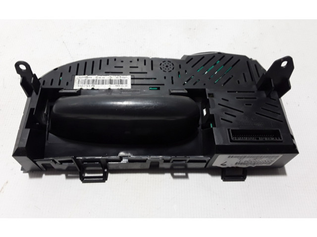 Панель приборов 8200725329 Renault Twingo II