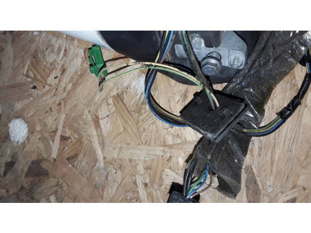 Зеркало электрическое правое Citroen C4 I 2004-2010 года