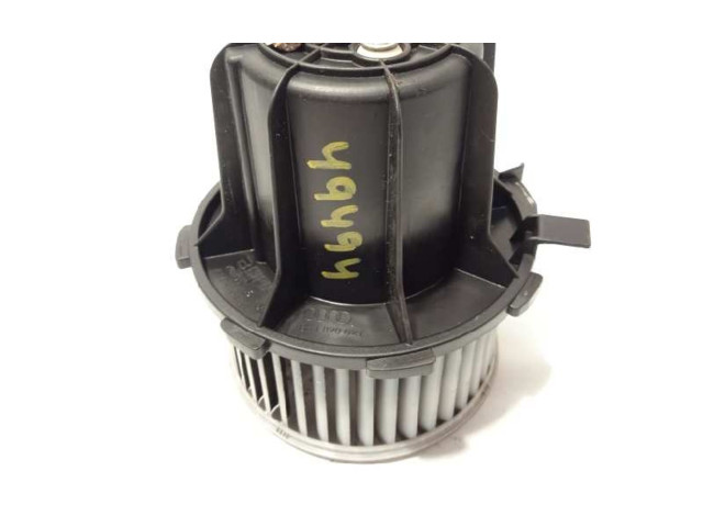 Вентилятор печки    8K1820021, 8K0820521B   Audi A5 8T 8F