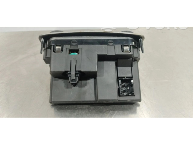 Блок управления климат-контролем 01560513690 Alfa Romeo GT