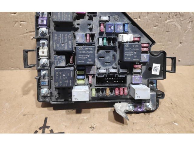 Блок предохранителей  10888784   MG HS    