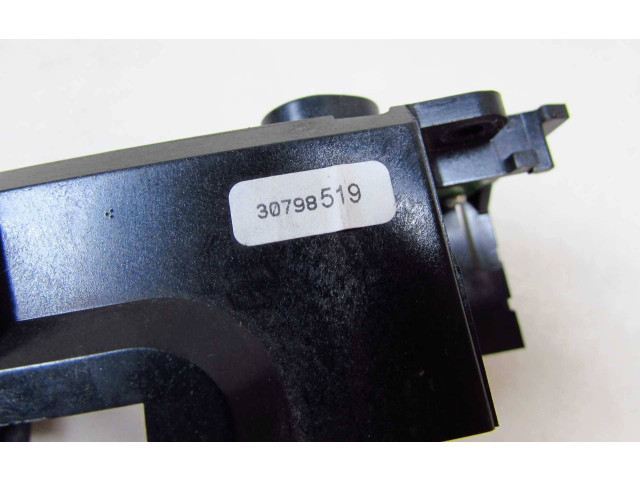 Ручка стеклоочистителей 30798519, 52113   Volvo V70