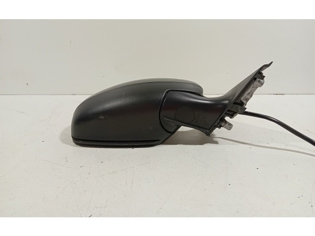 Зеркало электрическое Skoda Fabia Mk2 (5J) 2007 - 2014 года