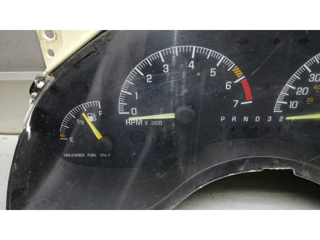 Přístrojová deska Pontiac Grand Prix 1997 16204883, 16202591