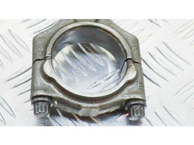 Píst 8631505, 31339777 Volvo V40 pro naftový motor 2.0 D 5204 T4