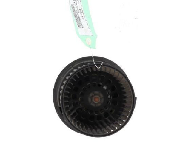 Вентилятор печки 272107379R Dacia Sandero