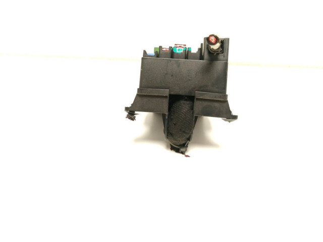 Pojistková skříňka 2109261 Chevrolet Trax 2013