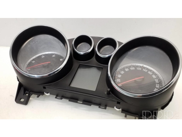 Přístrojová deska Opel Zafira C 2012 13374901, 600775881