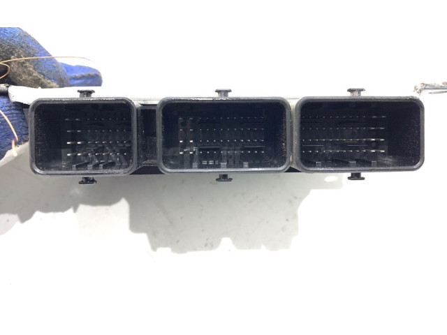 Блок управления двигателем Блок управления 237106320R Dacia Duster II