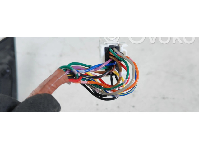 Зеркало электрическое Mitsubishi Outlander 2013 - 2021 года