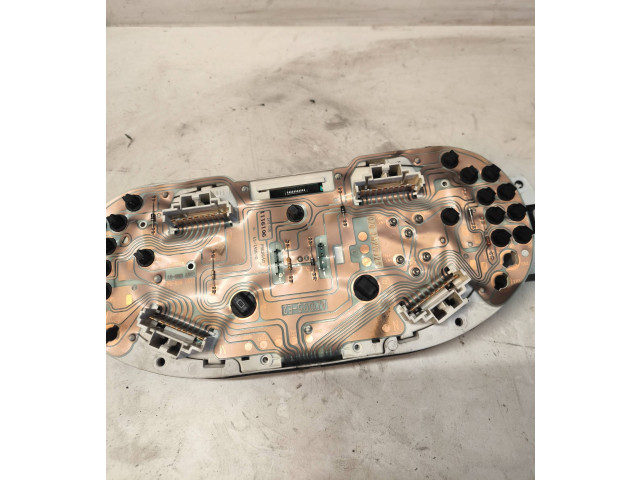 Панель приборов 7700410432 Renault Clio II