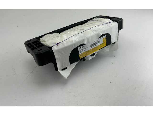 Подушка безопасности пассажира A1768600002, 48713810700   Mercedes-Benz A W176