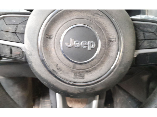 Подушка безопасности водителя    Jeep Renegade