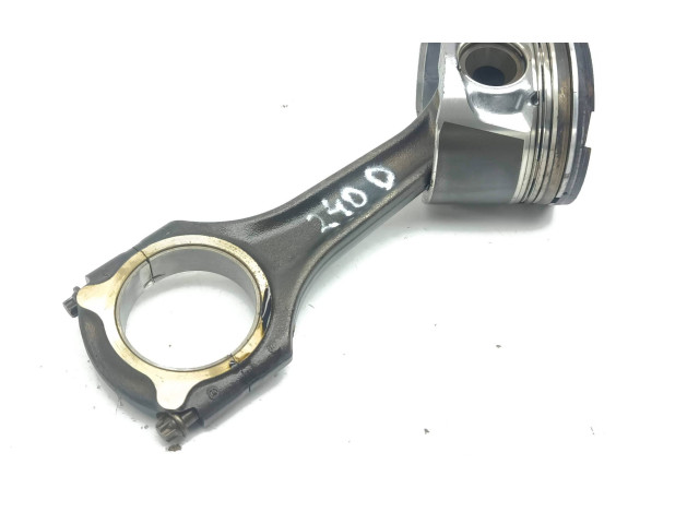 Píst Mercedes-Benz S W220 -