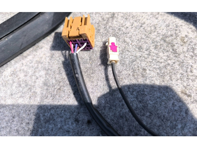 Zpětné zrcátko Volkswagen Transporter - Caravelle T5 2012