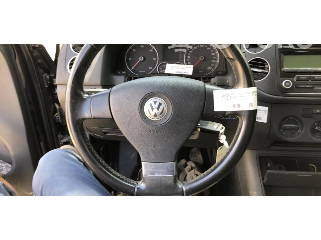 Руль Volkswagen Golf Plus  2005 - 2013 года 1Q0419091AAYRB      