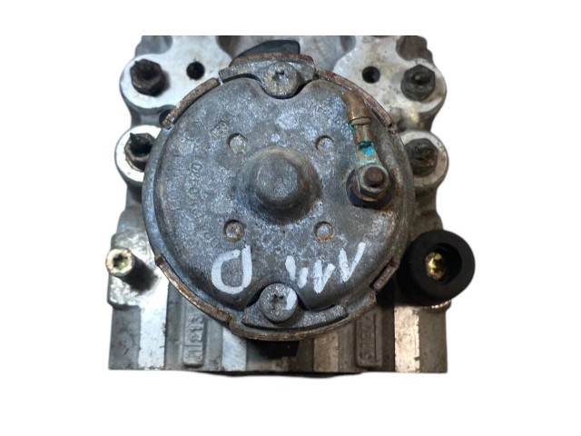 Генератор 701614111D, 0265220008   Volkswagen Transporter - Caravelle T4      