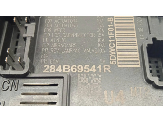 Pojistková skříňka Řídící jednotka BSM 284B69541R Renault Clio V 2020