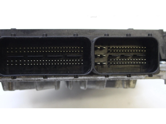 Блок управления двигателя 31303388, 0281015286 Volvo S80