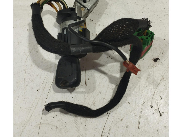 Řídící jednotka 0261208301, 0261208301 Peugeot 307 CC 2003