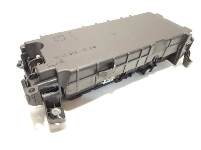 Pojistková skříňka Řídící jednotka BSM A2465402614, A2469067200 Mercedes-Benz CLA C117 X117 W117 2017