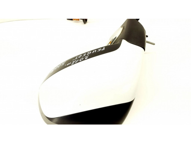 Зеркало электрическое     левое   Peugeot 5008     