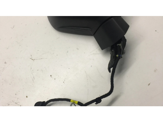 Зеркало электрическое правое Audi Q3 F3 2018- года