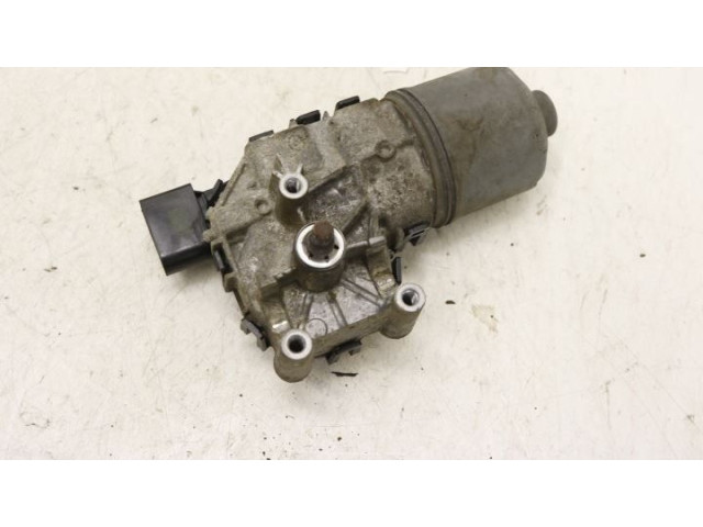 Моторчик дворников 95513457    Opel Combo D