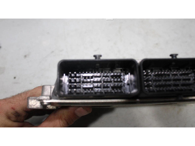 Řídící jednotka 237109221R   Renault Captur 2016