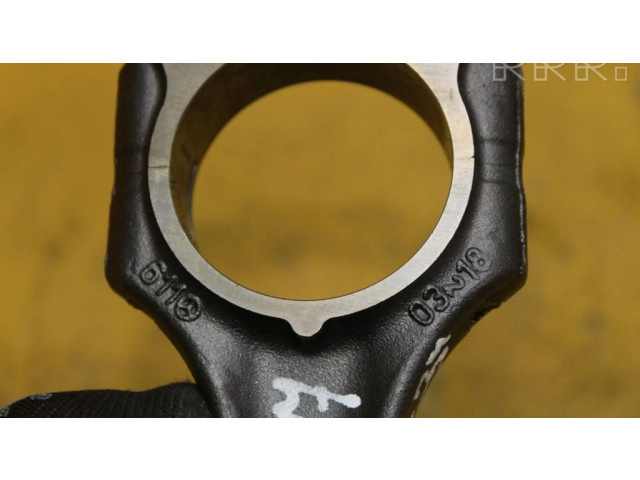  Поршень с шатуном  8857  Mercedes-Benz Vito Viano W638 для дизельного двигателя 2.2