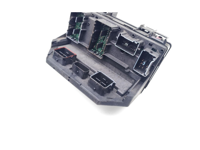 Блок предохранителей 04692315AH Jeep Grand Cherokee