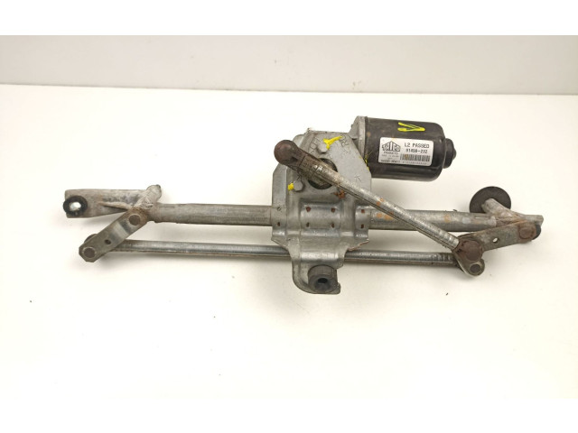 Моторчик дворников 91498232 Opel Combo C