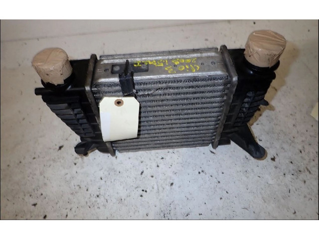 Интеркулер  8200471888   Renault Clio III 