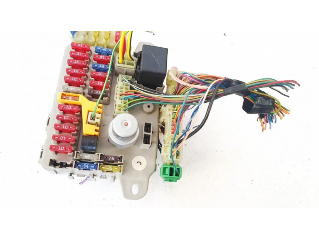 Блок предохранителей  yoe103740, 115530012102   Rover 25    