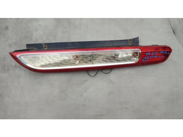 Задний фонарь в кузове