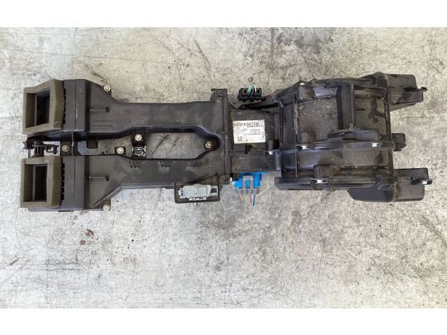 Вентилятор печки    8200434758, 52492663A   Renault Vel Satis