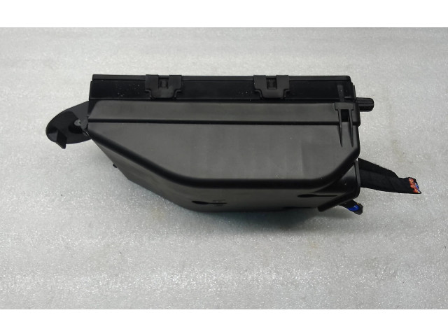 Блок предохранителей 32142591, 0132554   Volvo XC90    