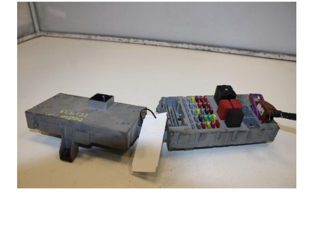Блок предохранителей 51769367   Fiat Doblo