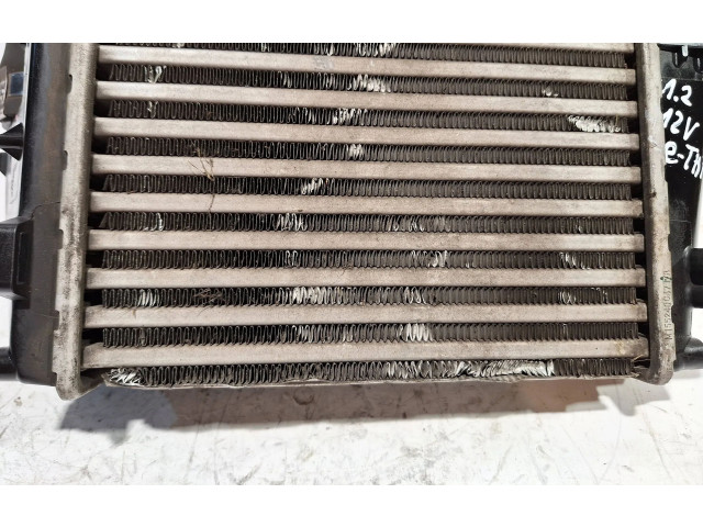 Интеркулер P9675627980 Opel Grandland X