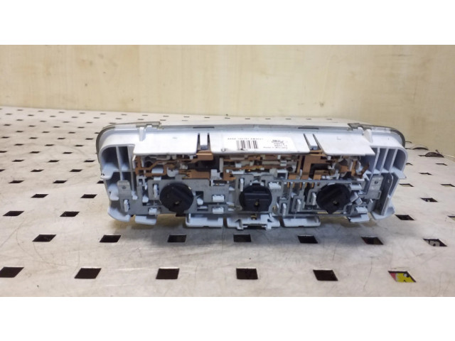 Фонарь освещения задних мест