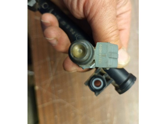 Форсунка 048h101354, 8200139674 Dacia Duster k4m