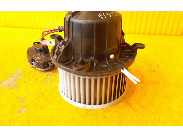 Вентилятор печки    3719787795, 5HL01126651   Mercedes-Benz V Class W447