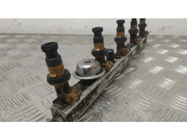 Магистральная трубка топлива