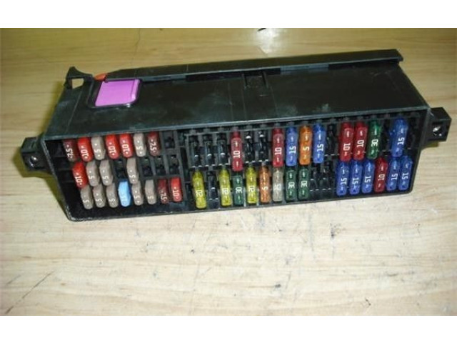 Pojistková skříňka Řídící jednotka BSM 5J0937019   Seat Ibiza IV (6J,6P) 2010